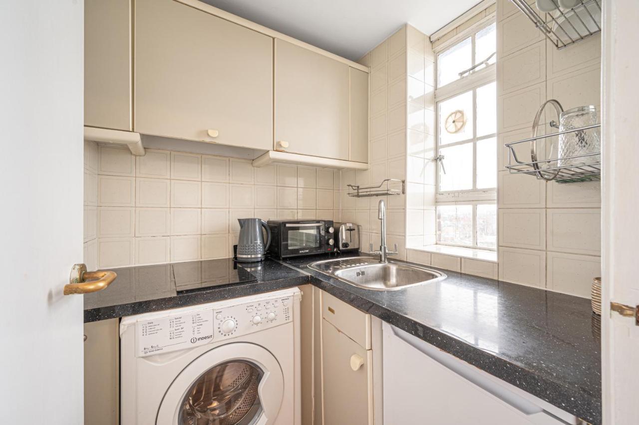 South Kensington Excellent Location Studio At Chelsea Cloister Hotel لندن المظهر الخارجي الصورة